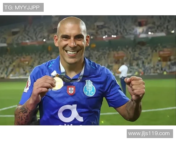 杰志足球队乌拉圭球星引领新风潮 助力球队迎接更高挑战