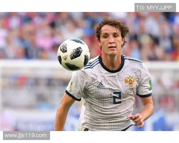 苏联足球历史传奇球星回顾及其在世界足坛的影响与贡献 苏联足球历史传奇球星回顾及其在世界足坛的影响与贡献